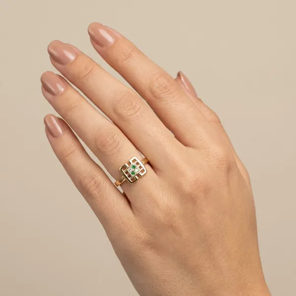 Silver_Premium_Ring_For_Women
