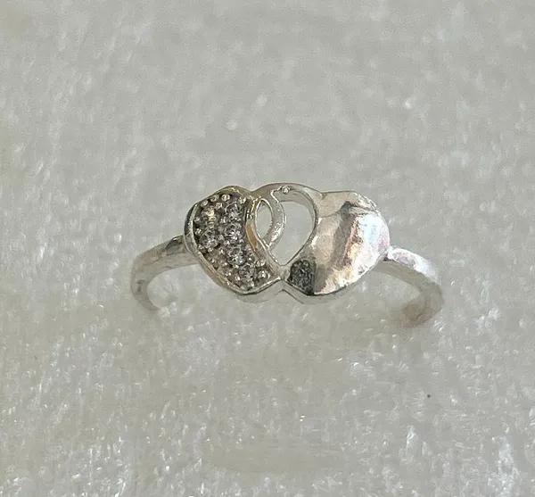 Silver_Premium_Ring_For_Women