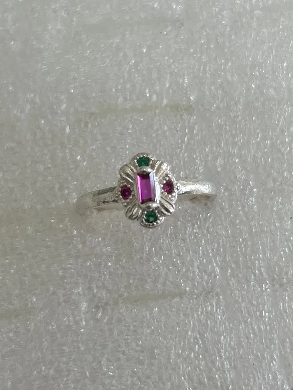 Silver_Premium_Ring_For_Women