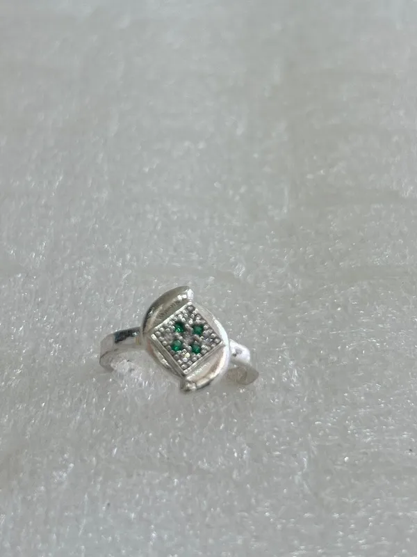 Silver_Premium_Ring_For_Women