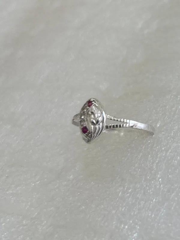 Silver_Premium_Ring_For_Women