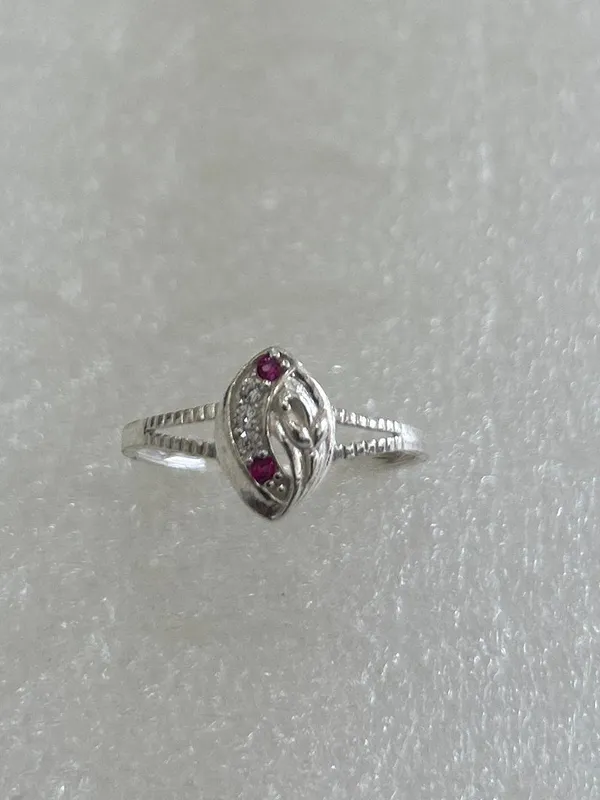 Silver_Premium_Ring_For_Women