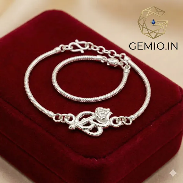 Silver_Premium_Bracelet_For_Women