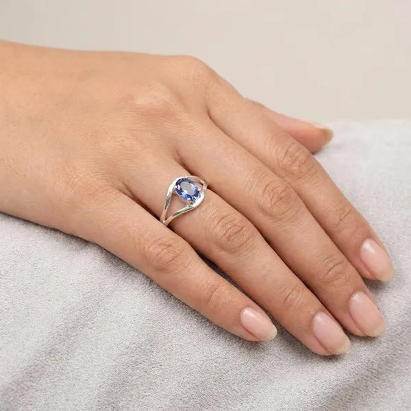 Silver_Premium_Ring_For_Women