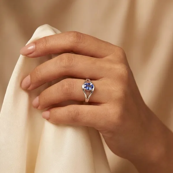 Silver_Premium_Ring_For_Women