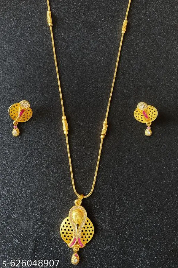 Gold_Divine_Grace_Gold_Pendant_Necklace_Set_For_Women