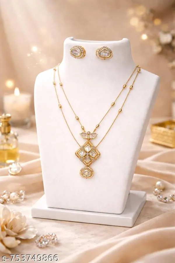 Gold_And_Ivory_Ivory_Bloom_Kundan_Pendant_Set_For_Women