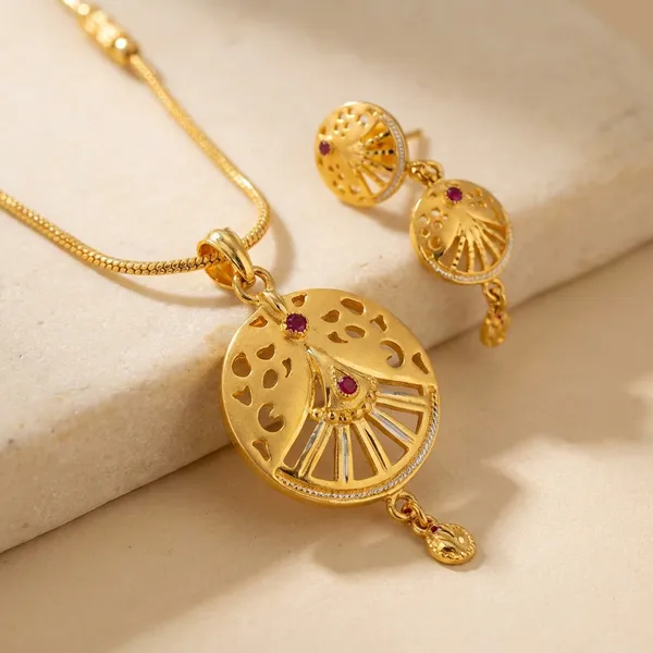 Gold_Elegant_Crescent_Motif_Gold_Pendant_Necklace_Set_For_Women