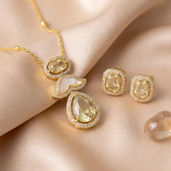 Gold_Golden_Radiance_Teardrop_Pendant_Set_For_Women