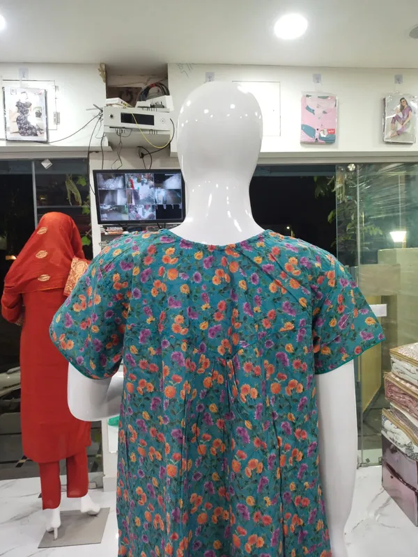 Peacock_Green_Polyester_Cotton_Nighty_For_Women