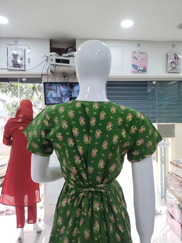Chutney_Green_Pure_Cotton_Nighty_For_Women