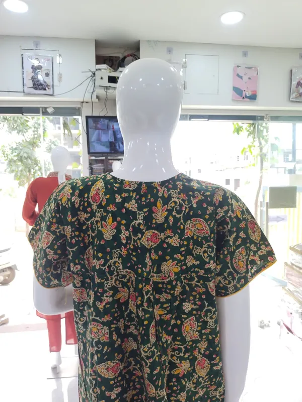 Chutney_Green_Pure_Cotton_Nighty_For_Women