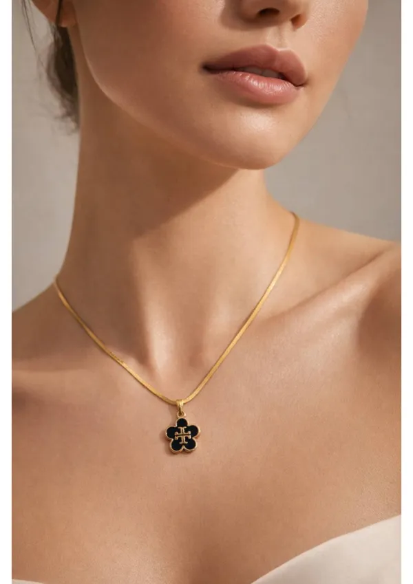 Elegant_Black_Flower_Gold-Tone_Chain_Necklace