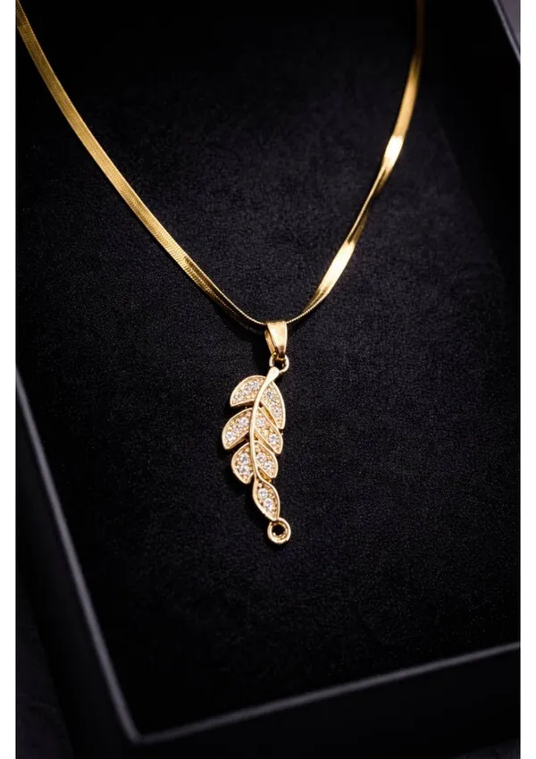 Gold-Plated_Leaf_Pendant_Necklace_With_Crystal_Embellishments