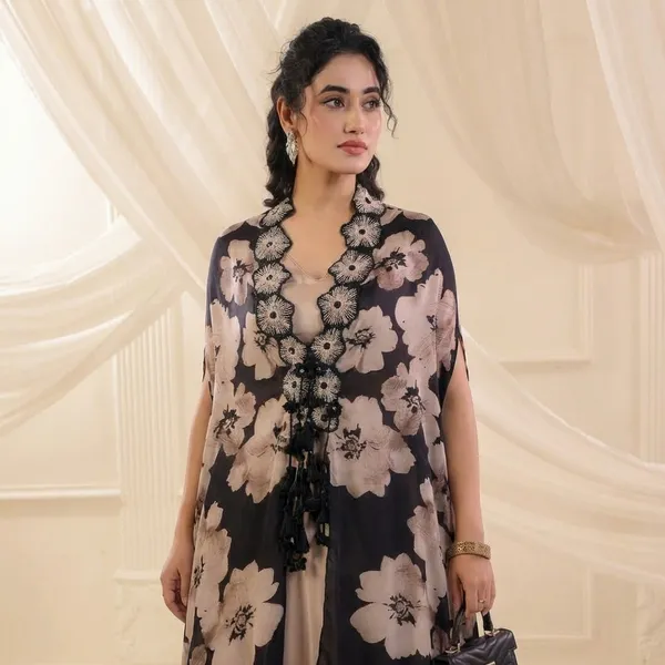 Elegant_Floral_Cape_Style_Kurti_Set_with_Drape_Palazzo
