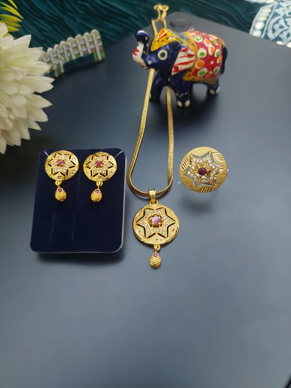 Gold_Plated_Round_Star_Ruby_&_AD_Pendant_Set_with_Earrings_and_Adjustable_Ring_for_Women