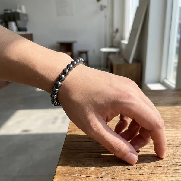 Natural_Hematite_Healing_Crystal_Bracelet