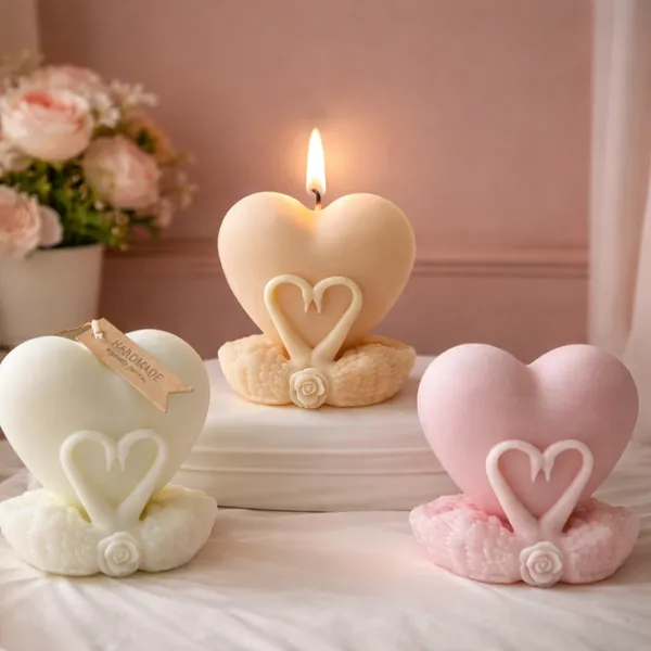 Pack_Of_2_Luxury_Heart_Shape_Candle