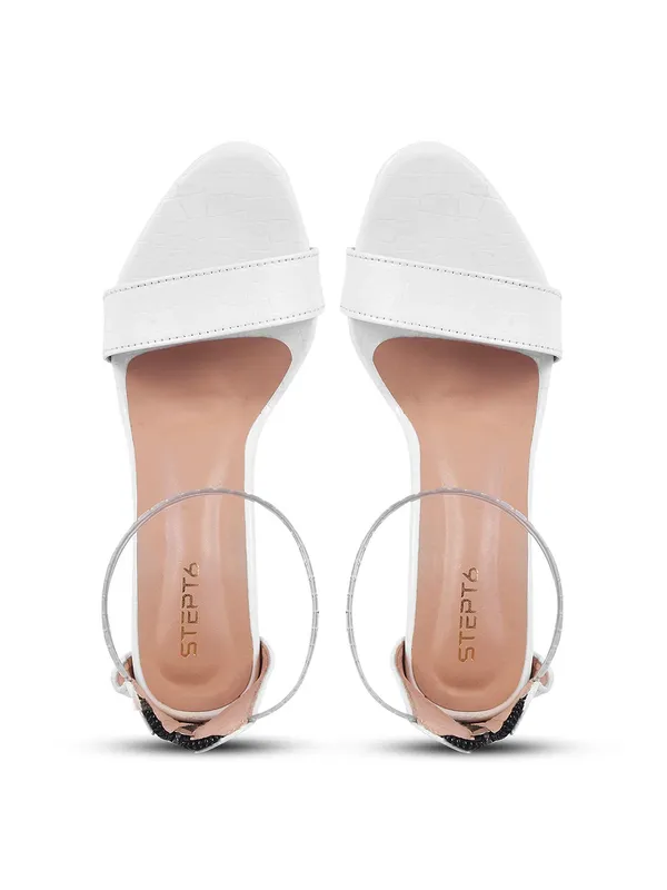 White_Fox_Leather_Heel_For_Women