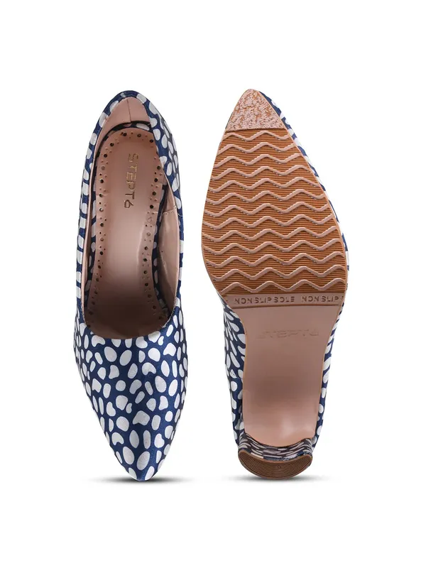 Blue_Fox_Leather_Heel_For_Women