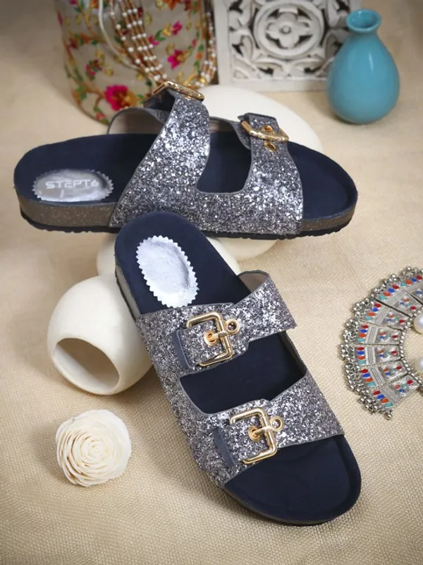 Grey_Suede_Flats_For_Women