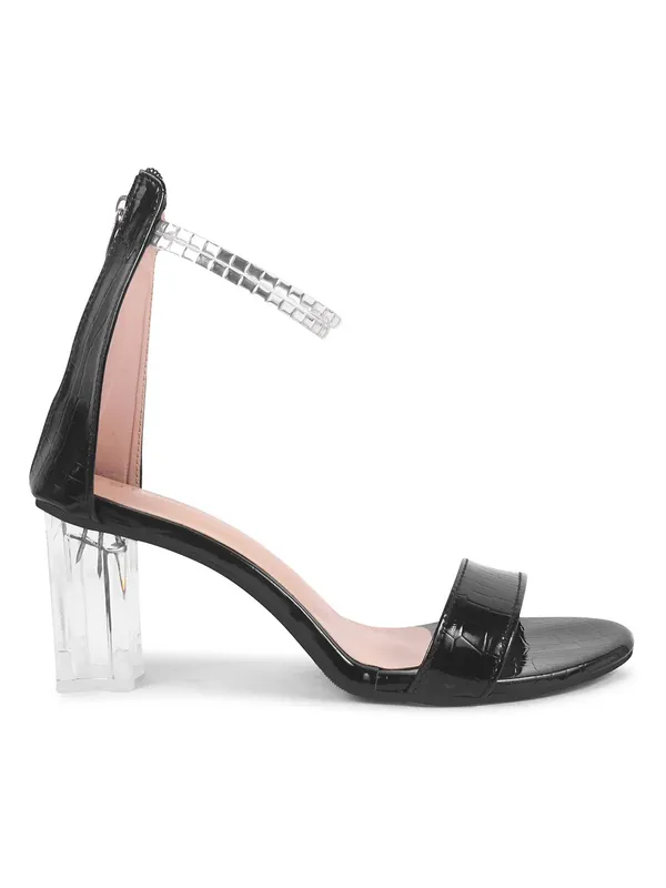 Black_Fox_Leather_Heel_For_Women