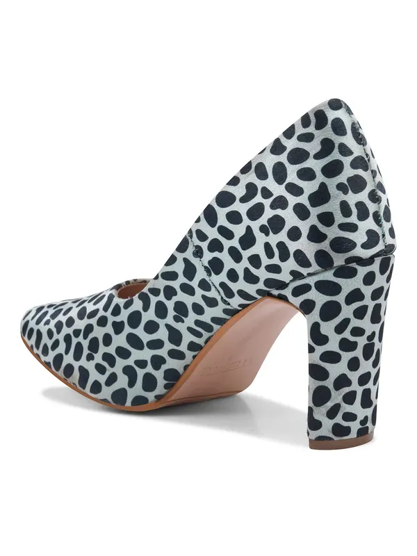 Black_And_White_Fox_Leather_Heel_For_Women