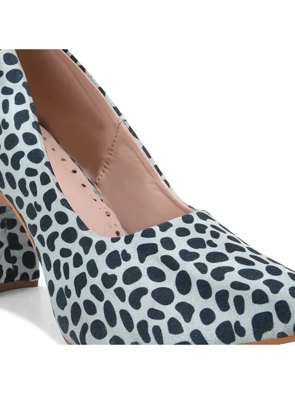 Black_And_White_Fox_Leather_Heel_For_Women