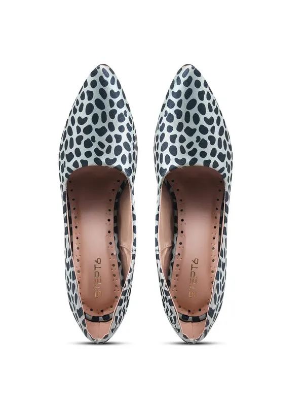 Black_And_White_Fox_Leather_Heel_For_Women