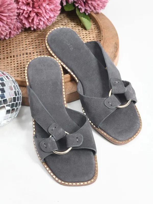 Grey_Suede_Flats_For_Women