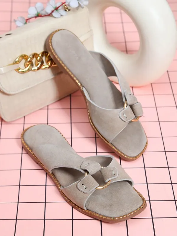 Grey_Suede_Flats_For_Women