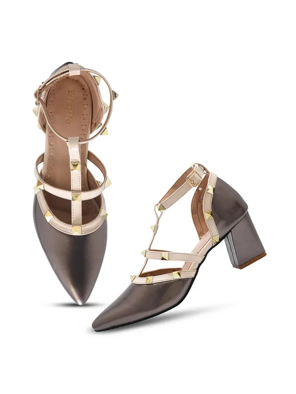 Brown_Fox_Leather_Heel_For_Women