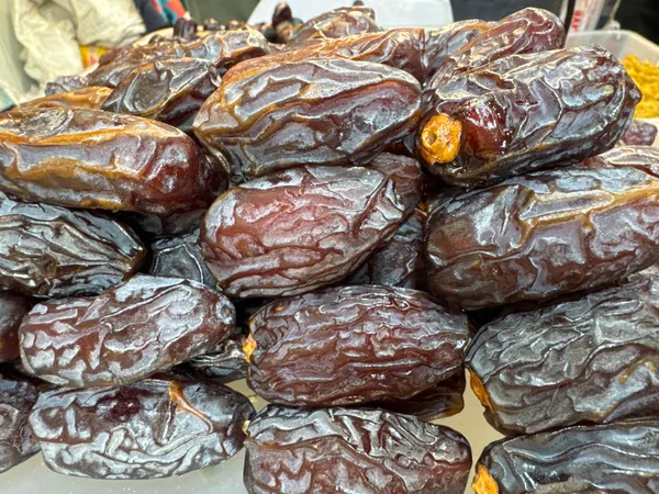 Shahi_Dryfruits_Sultana_Dates_|_Wholesome_Daily_Nutrition_|_250_Gm