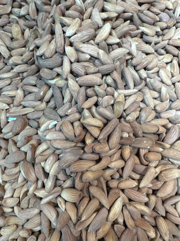 Shahi_Dryfruits_Sweet_Mamra_Almonds_|_Wholesome_Daily_Nutrition_|_250_Gm