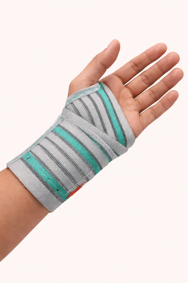 Neoprene_Wrist_Brace_Thumb
