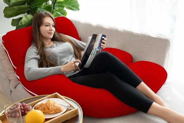 Red_Microfiber_And_Polyester_Fibre_Pregnancy_Pillow