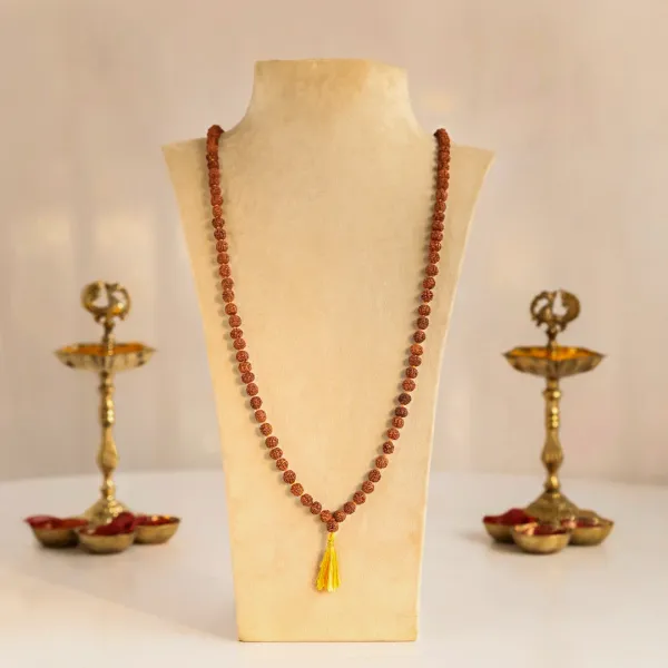 5_Mukhi_Rudraksha_Mala_-_8mm,_108+1_beads