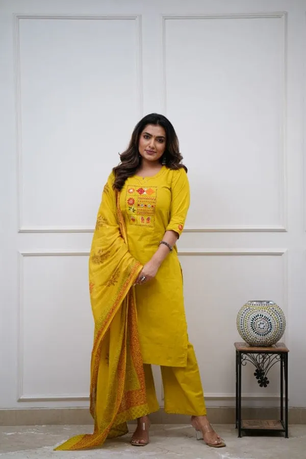 Yellow_Cotton_Premium_Kurta_Ethnic_Wear_For_Women_And_Girls