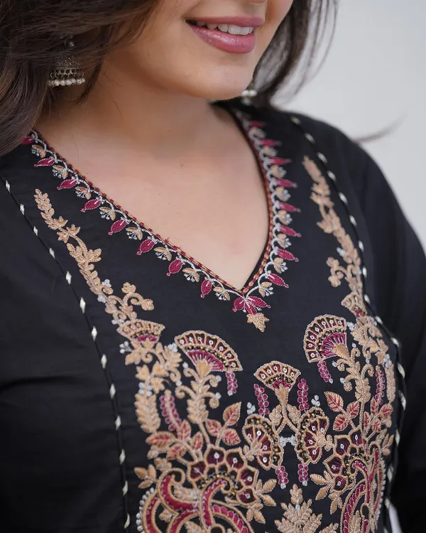 Black_Cotton_Premium_Anarkali_Suit_Set_With_Dupatta_For_Women_And_Girls
