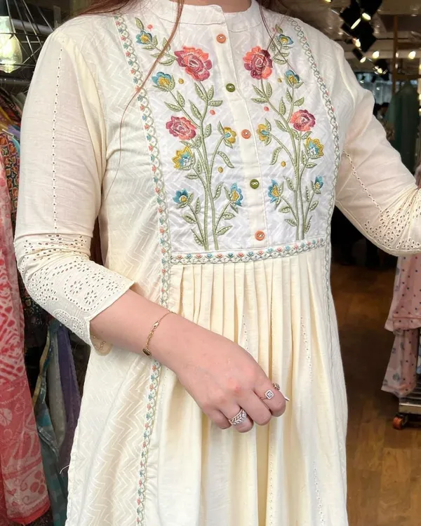 White_Premium_Anarkali_Kurta_For_Women_And_Girls