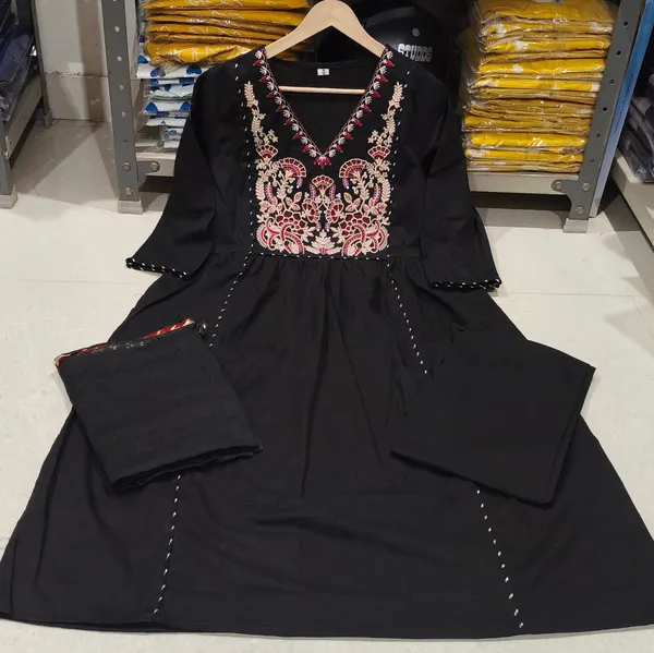 Black_Cotton_Premium_Anarkali_Suit_Set_With_Dupatta_For_Women_And_Girls