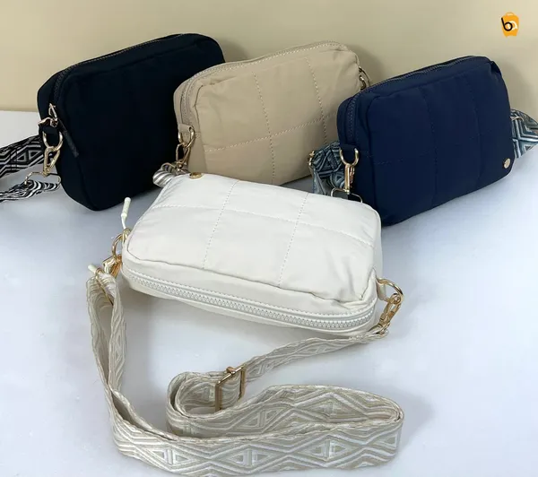Stylish_Phone_Sling_in_Quilted_…._Very_luxurious!
