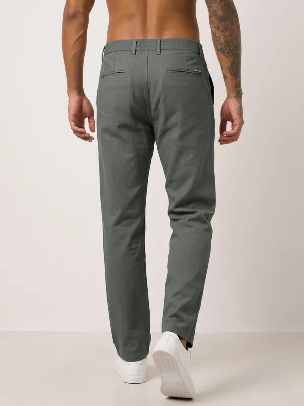 mens_loose_16_botom_dk_grey_linen_travel_pants