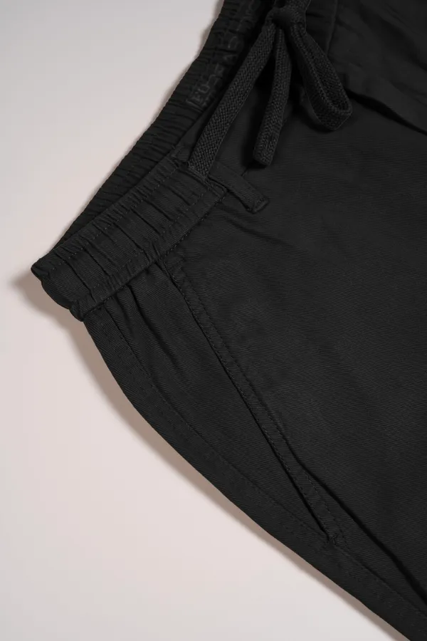 mens_loose_16_botom_black_chinos__lycra_travel_pants