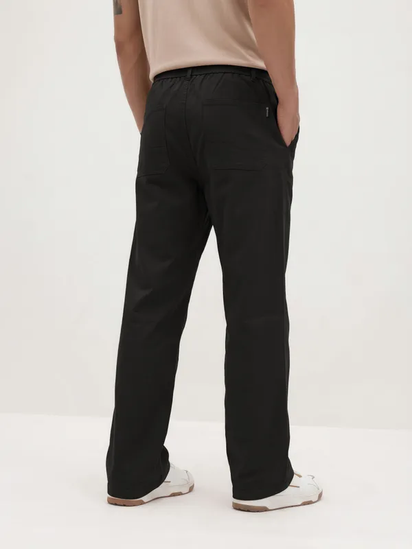 mens_loose_16_botom_black_chinos__lycra_travel_pants