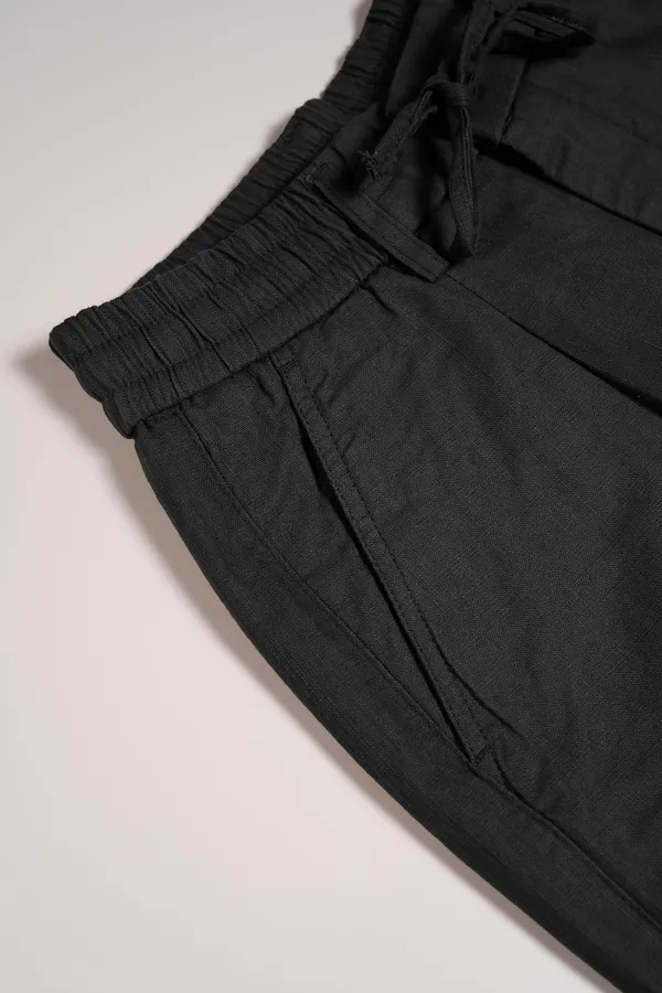 mens_loose_16_botom_black_linen_travel_pants