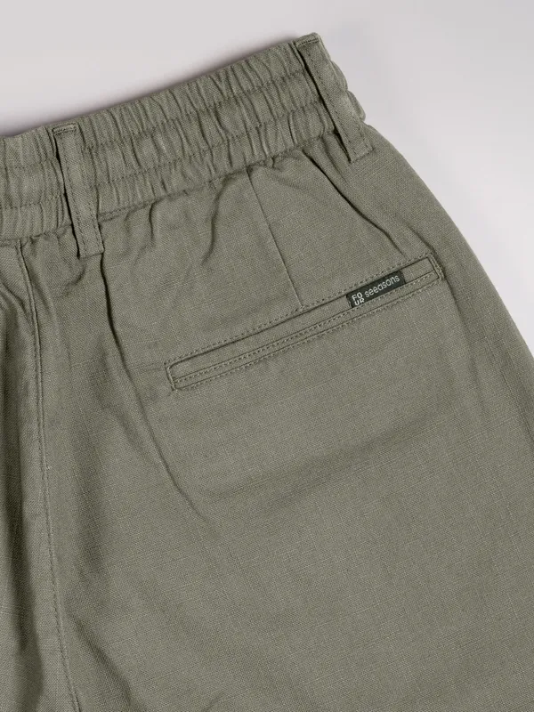 mens_loose_16_botom_green_linen_travel_pants