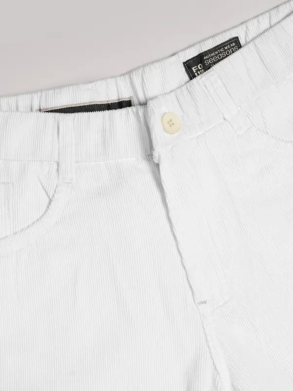 mens_comfort_fit__white_courdroy_5_pkt_pants