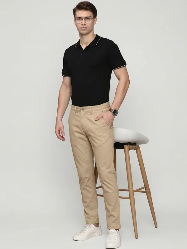LT_KHAKHI_BOX_LYCRA_DOBBY_100%_COTTON_TROUSER