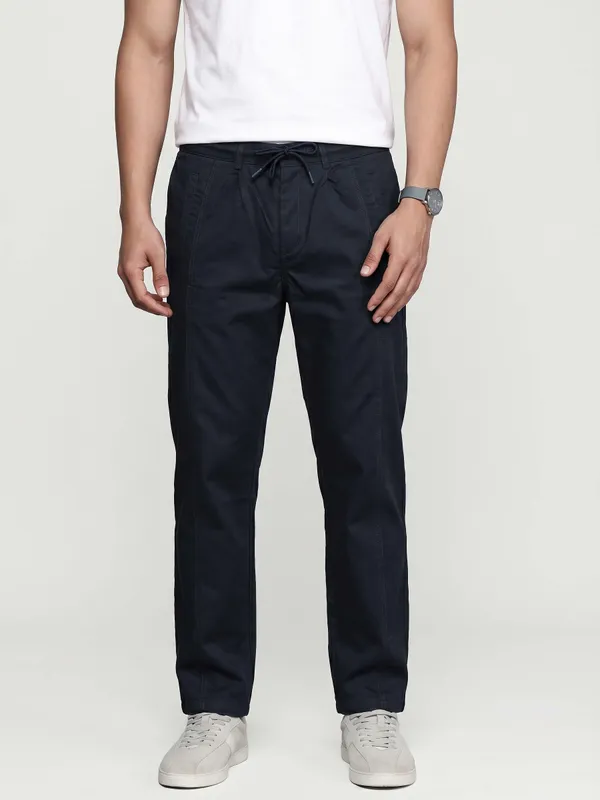 Navy_Blue_Technical_Fabric_Cargo_Pants_for_Men